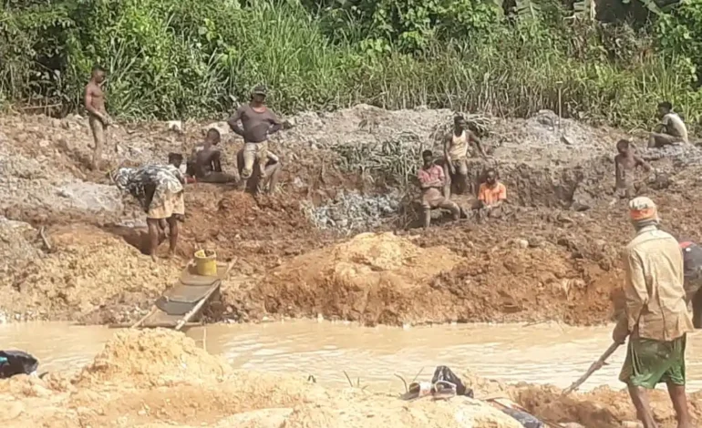 Mining Without Limits: Who will stop the destruction of Osun’s environment? — by Kazeem Olalekan Israel