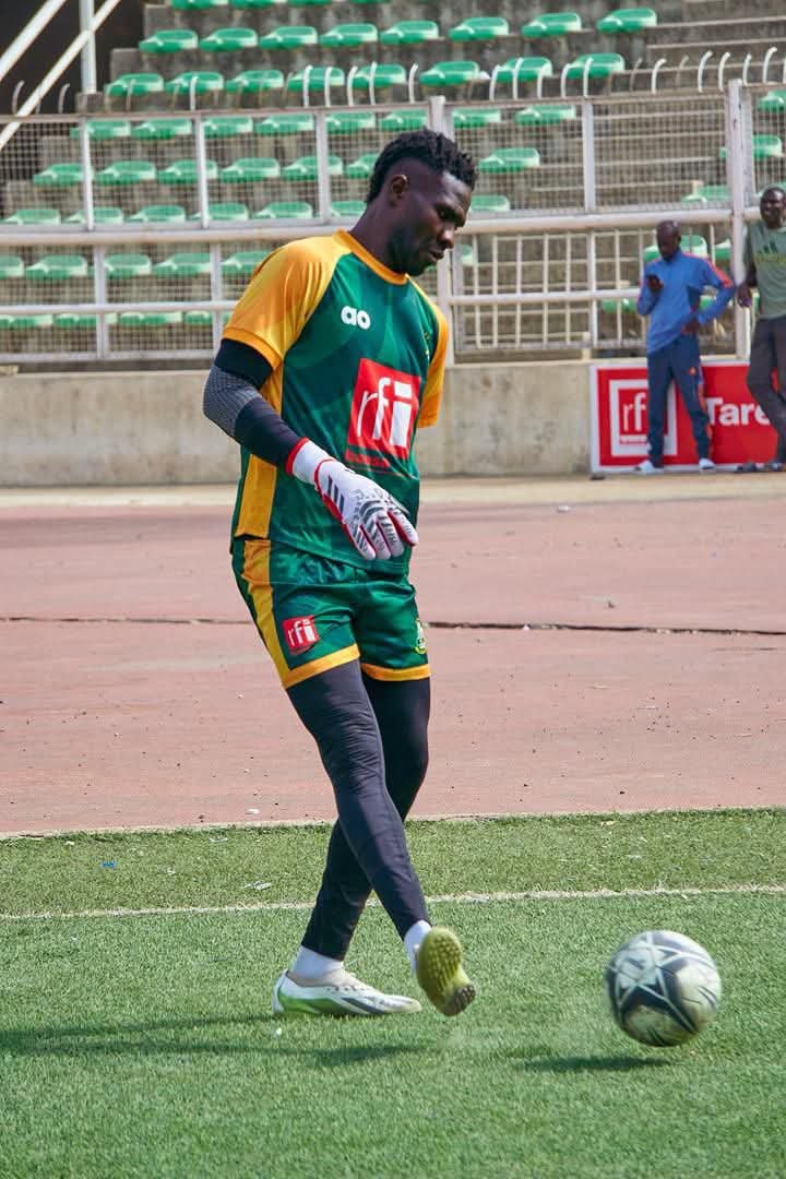 NNL: Kano Pillars goalkeeper undergoes trials at Wikki Tourists