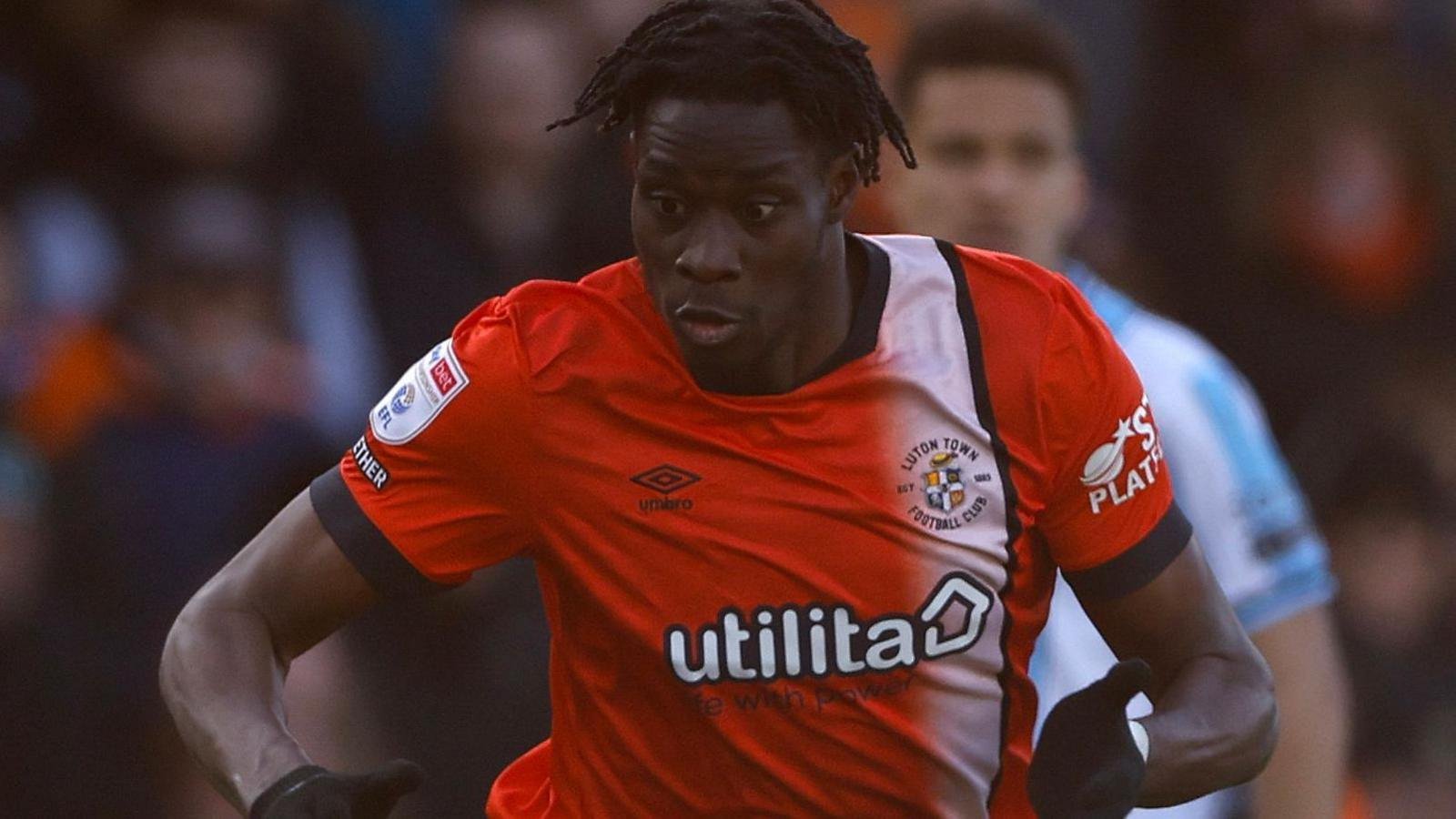 Transfer: Adebayo signs for Bristol City